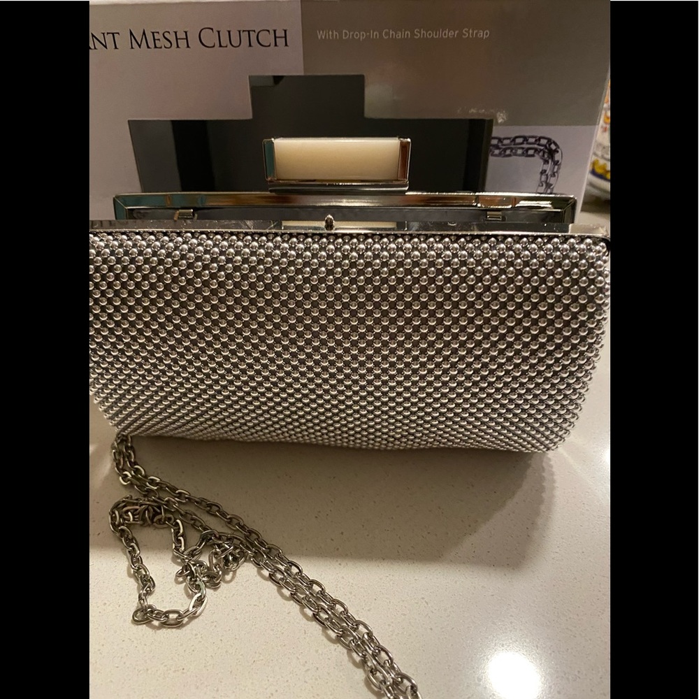 NWT Jessica McClintock Platinum Elegant Mesh Clutch